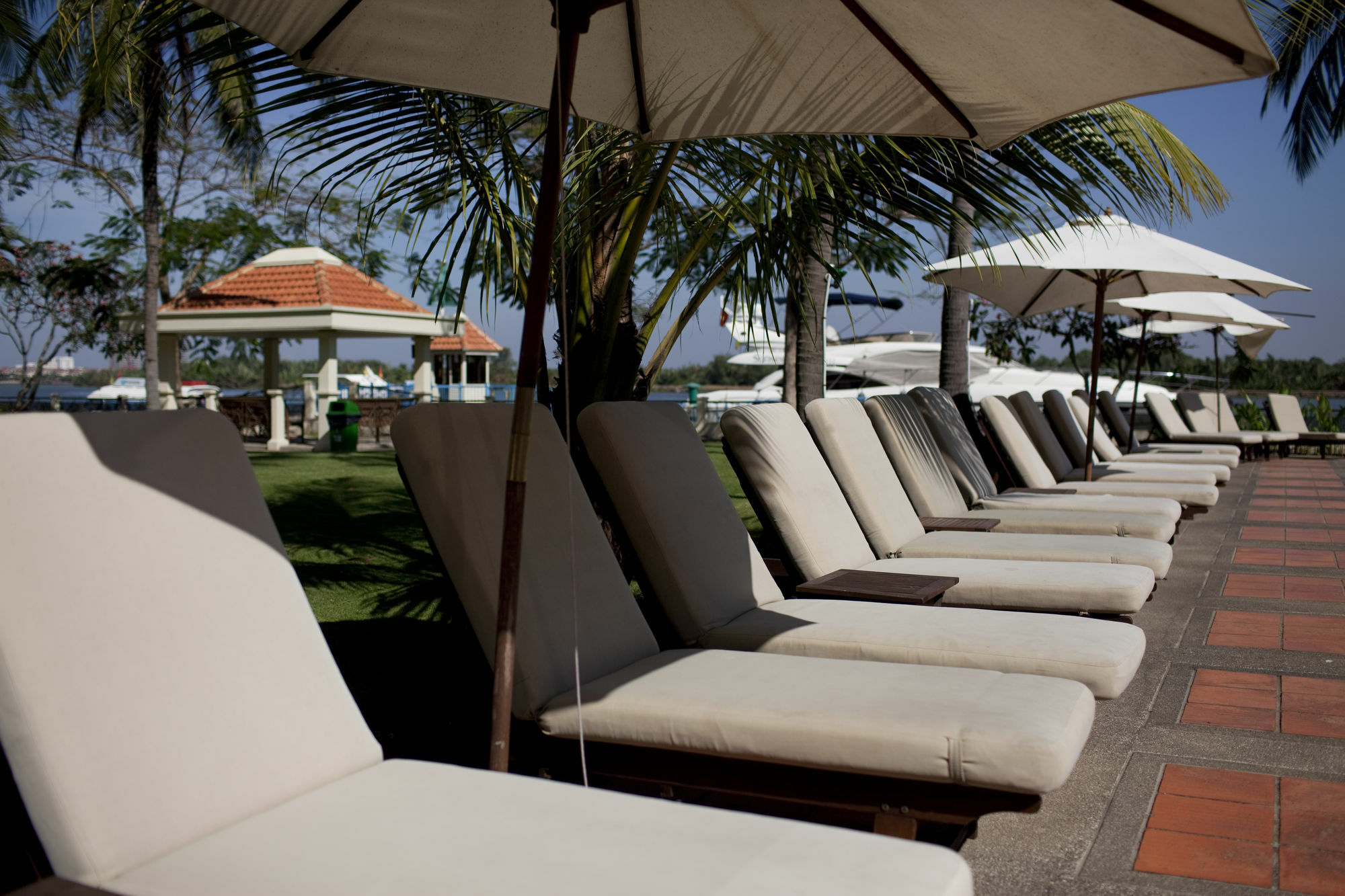Riverside Serviced Apartments Ho Şi Min Exterior foto