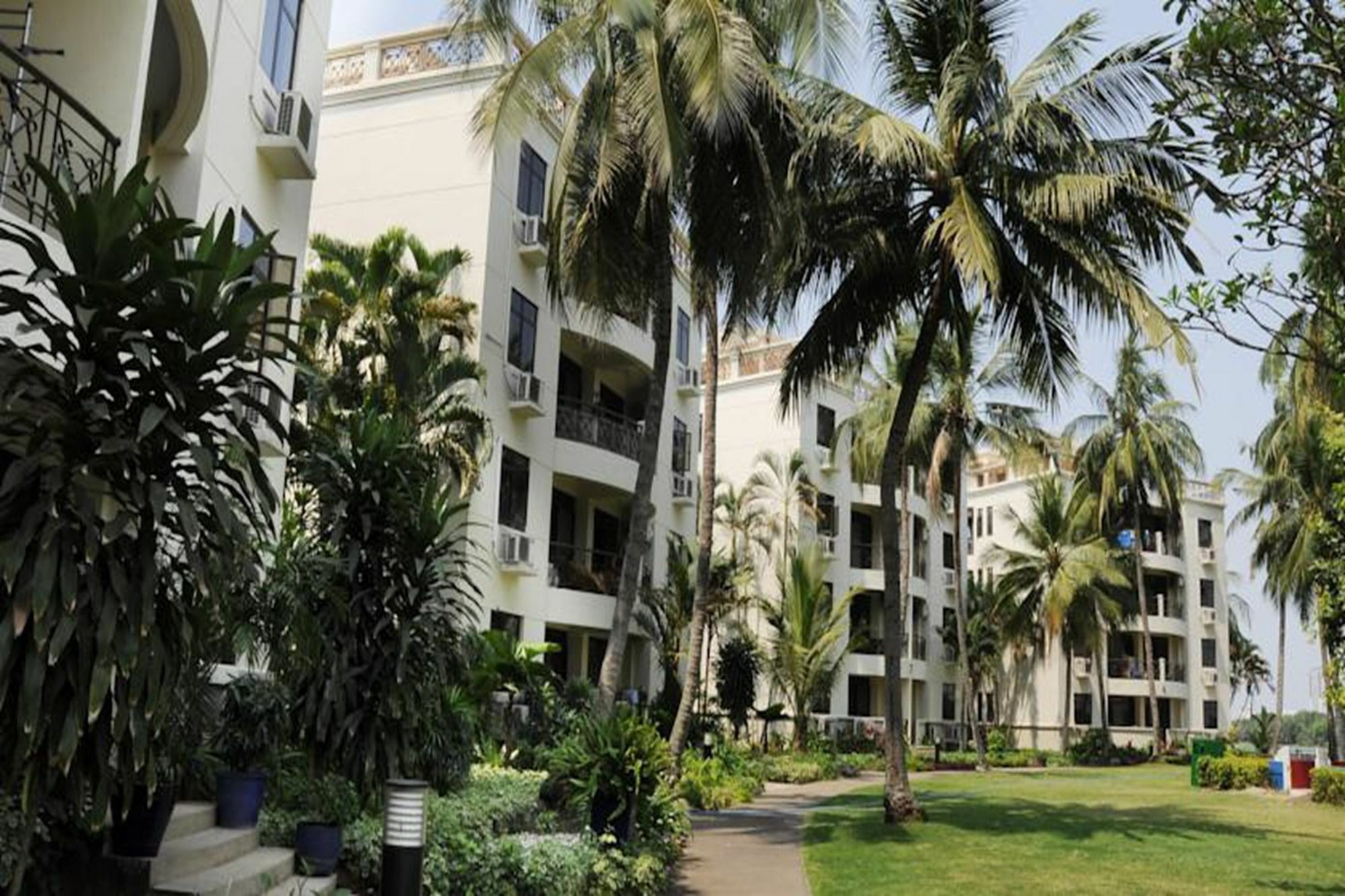 Riverside Serviced Apartments Ho Şi Min Exterior foto